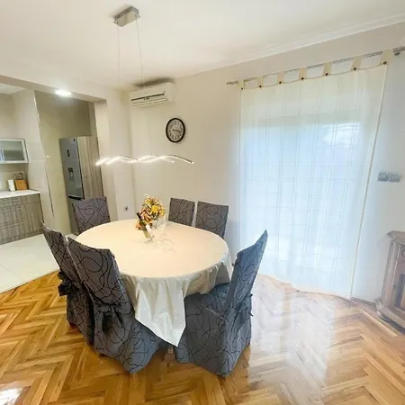 Apartment Oaza